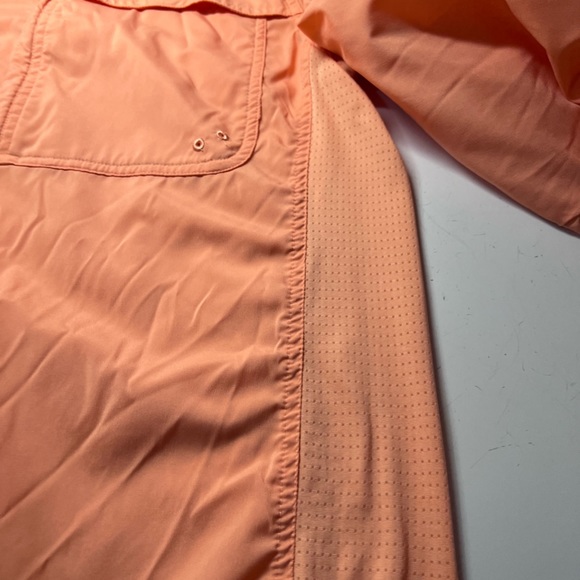 World Wide Sportsman Lightweight Fishing Shirt Large Pockets - Picture 3 of 5